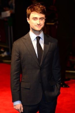 ダニエルは2年間『キル・ユア・ダーリン』の撮影現場で知り合ったエリン・ダルクと交際していた！