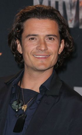 セレーナ・ゴメスとの2ショットをパパラッチされたオーランド・ブルーム