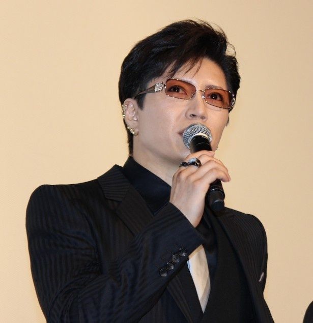 志岐貴役のGACKT