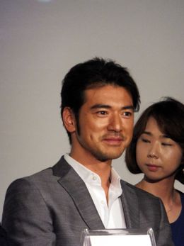 ジョン・ウー監督の新作『The Crossing』プロモーションでカンヌに登場した金城武