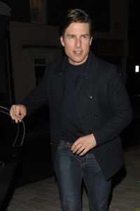 トム・クルーズとエミリー・ブラント直筆サイン入り大型写真‥ 251212?w=200