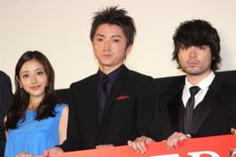 『MONSTERZ　モンスターズ』で共演した藤原竜也、山田孝之、石原さとみ