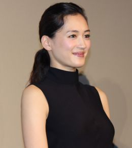 綾瀬はるか、久しぶりの女子高生姿の評価は？