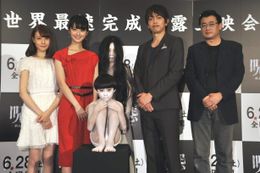 舞台あいさつに登場した面々