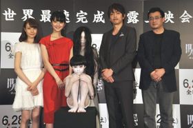 舞台あいさつに登場した面々