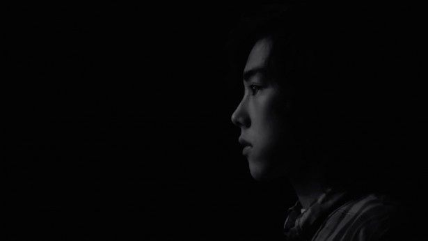 モノクロの映像のなか、19歳の等身大の姿が浮き彫りになる『ポルトレ PORTRAIT』
