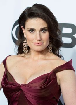 『アナと雪の女王』でエルサの声を務めたイディナ・メンゼル