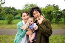 幸せそうなユウタロウとサヤ