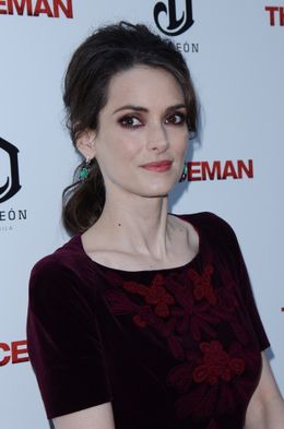 ラグ＆ボーンの広告塔を務めることになったウィノナ・ライダー