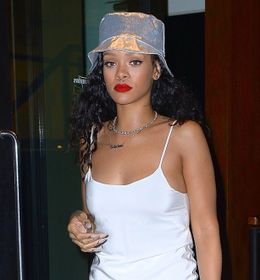 W杯決勝戦はドイツを応援していたリアーナ