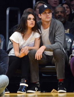 アシュトンとミラがいよいよ結婚！