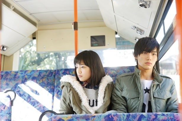川口春奈と福士蒼太扮が出演の『好きっていいなよ。』。キスシーンが多数登場！