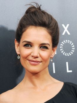 ケイティはスリを普通の子として育てる努力中！