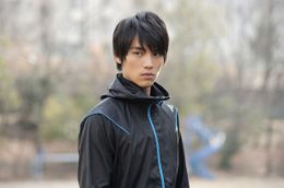 福士蒼汰演じる新人俳優・一ノ瀬リョウはその人気から高飛車なところも