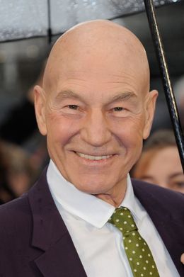 アイス・バケツ・チャレンジに対し、独自のパフォーマンスを披露したパトリック