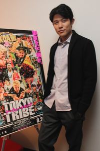 鈴木亮平、『TOKYO TRIBE』で『レ・ミゼラブル』方式の同時録音