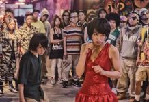 スンミ役を演じる清野菜名。アクロバティックな技にホレボレ～！