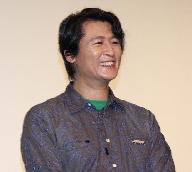 シリーズ構成・脚本の冲方丁