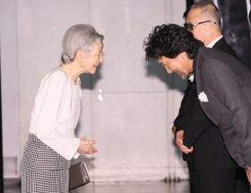 皇后陛下が『蜩ノ記』を鑑賞され、役所広司も緊張しっぱなしだったという