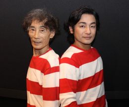 楳図かずおと片岡愛之助がボーダー姿でインタビューに登場！