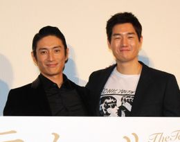 ユ・ジテと伊勢谷友介が感無量の思いを語った