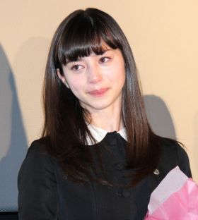 中条あやみ、初主演ホラー公開で感激の涙！