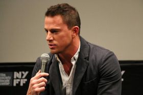 シュルツ兄弟の弟マークを演じたチャニング・テイタム