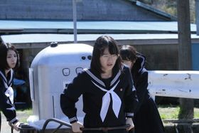 『超能力研究部の3人』に主演した乃木坂46の3人