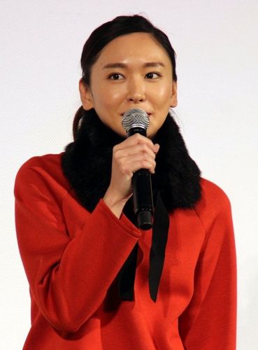 新垣結衣、初の母親役に「気負いはなかったです」と笑顔