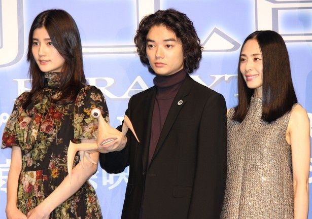 『寄生獣』の会見が行われた