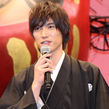 福士蒼汰が和装姿で登場！