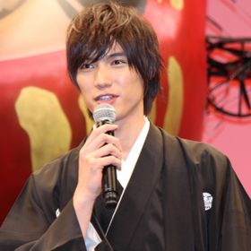 【大型配送タイプ】福士蒼汰・山崎紘菜・神木隆之介さん掲載ページ（ポスターサイズ） 大型配送タイプ】福士蒼汰・山崎紘菜・神木隆之介さん掲載ページ