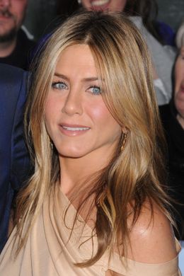 ジェニファー・アニストンがイメチェン？