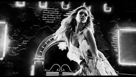 『シン・シティ 復讐の女神』でエロかっこいい姿を披露したジェシカ・アルバ