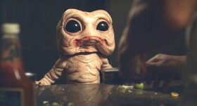 腸の腫瘍から生まれた“キモかわ”モンスターのマイロ