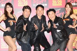 ダチョウ倶楽部がダンサーたちに「ムッシュムラムラ！」