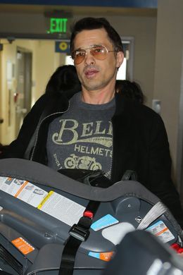 空港職員をチャイルドシートで殴ったというオリヴィエ・マルティネス