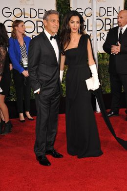 挙式と同じタキシードを着て登場したジョージ・クルーニー