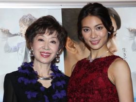 秋元才加に三田佳子がエール！