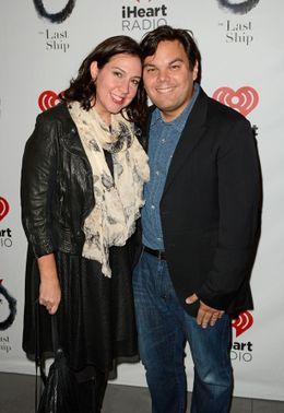 大ヒット曲「ありのままで」を作曲したロバート・ロペスとクリスティン＝アンダーソン・ロペス夫妻