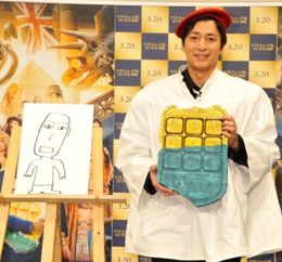 直筆のモアイらしき物体のイラストと徳井義実（チュートリアル）