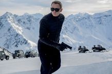 この雪山で活躍するボンドの姿が早く見たい！