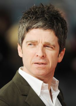 娘のモデルデビューに反対だったというノエル・ギャラガー