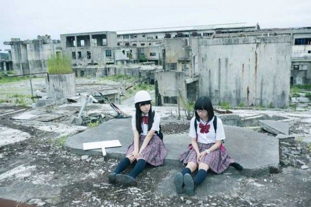 終末的な世界で少女たちが見るものとは？