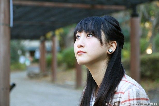 新撮されたインタビュー映像が、6年間の歴史をより立体的にする