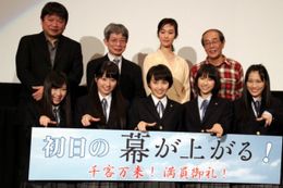 ももクロ主演映画『幕が上がる』が公開！