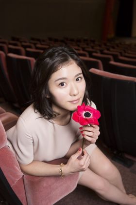 ドラマ「問題のあるレストラン」(CX系)でもビストロのシェフ役で出演している松岡茉優