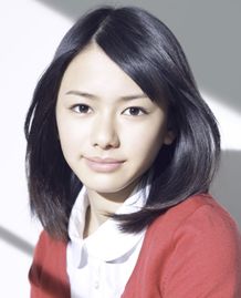『暗殺教室』で陽気で明るい女子高生役に扮する山本舞香