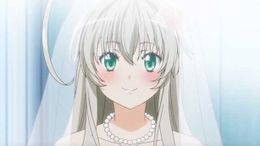 キュートなヒロインのニャル子。こう見えても邪神です