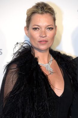 ケイト・モスの夫が彼女のヌードを集めた写真展を開くという